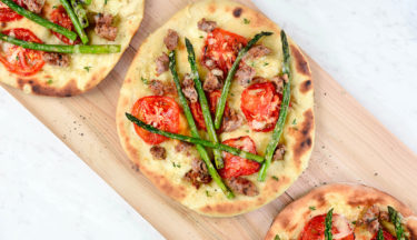 Turkey Sausages, Tomatoes and Asparagus Grilled Pizza