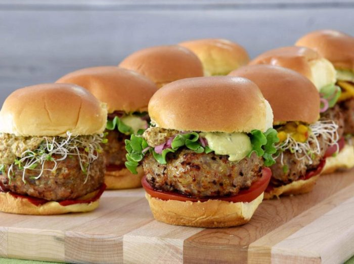 8 turkey sliders on a cutting board