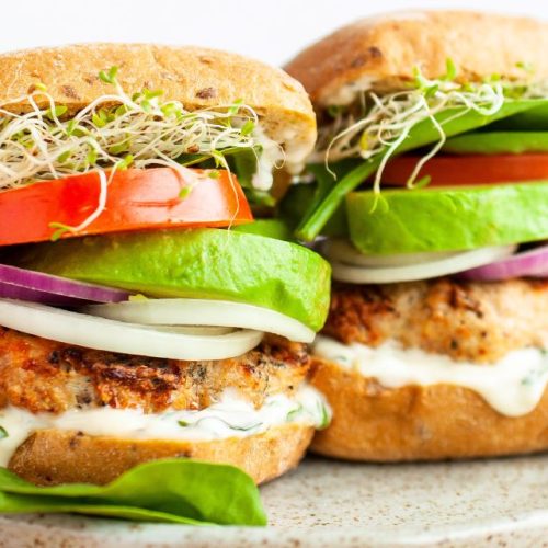 Healthy Grilled Turkey Burgers with Quick Lemon Garlic Basil Aioli