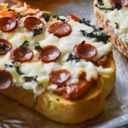 Turkey Pepperoni Garlic Bread Toast