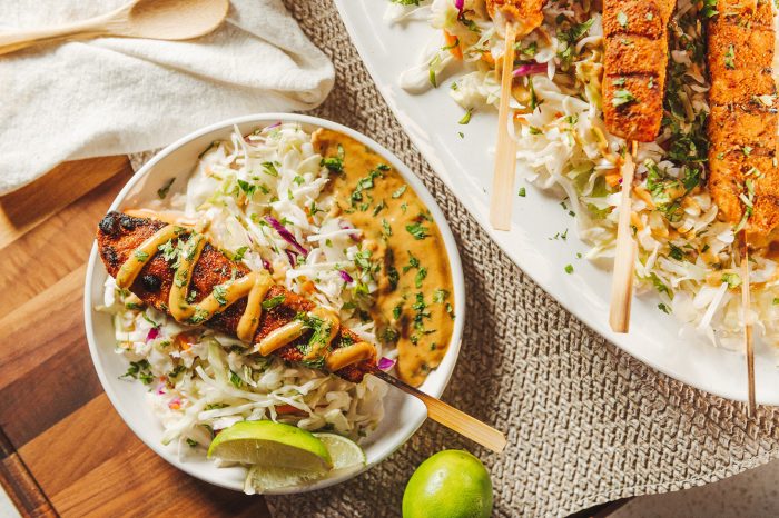 Barbecued Turkey Kabobs with Peanut Sauce