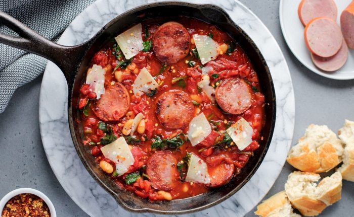 20 Minute Turkey Kielbasa & White Bean Skillet