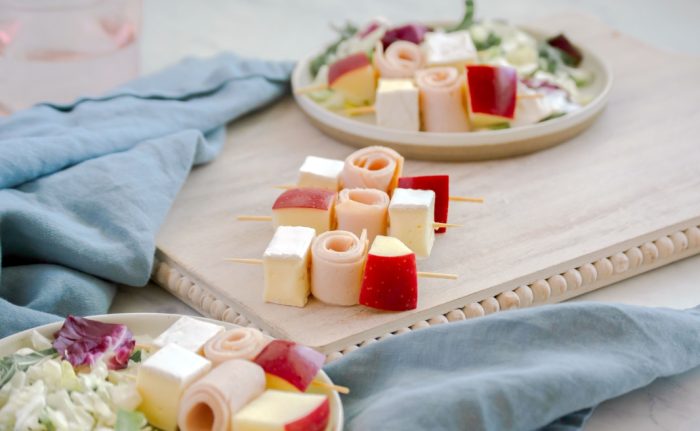 Brochettes collation de dindon, brie et pomme