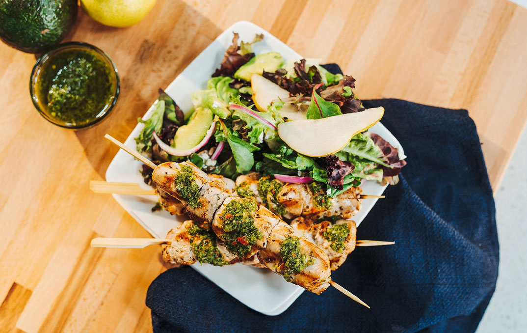 Chimichurri Salad with Grilled Turkey Kabobs