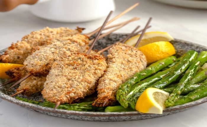 Turkey Spiedini with Lemon Sauce and Asparagus